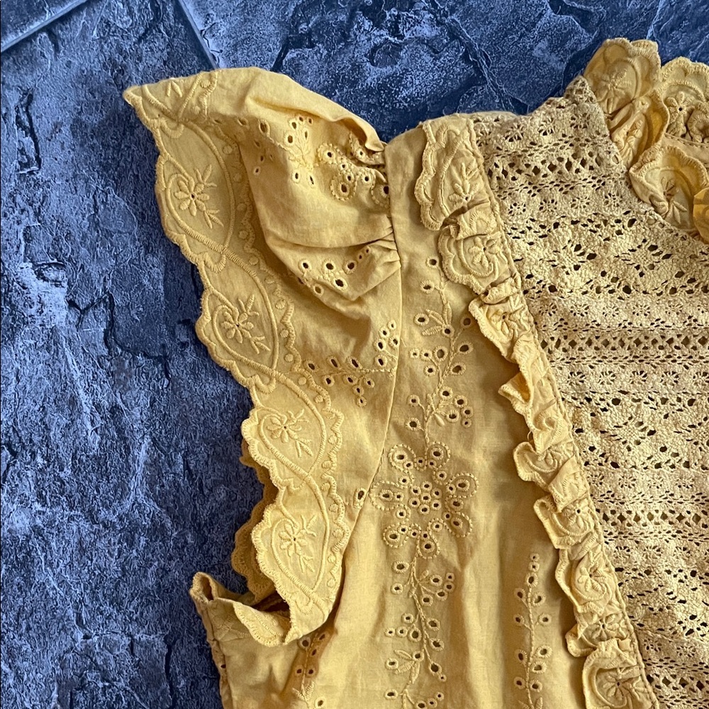 ⭐️NWT HOUSE OF HARLOW Yellow Eyelet Ruffle Cotton Babydoll Scallop Coastal Dress - Picture 6 of 16